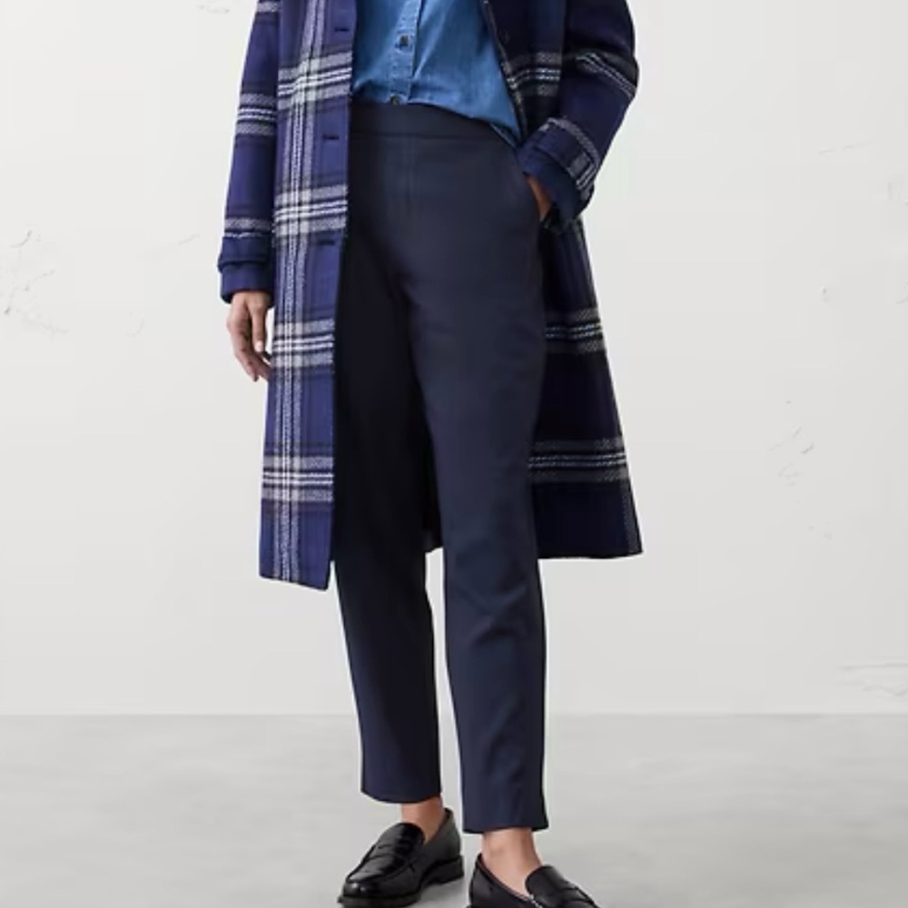 NWT Banana Republic Factory Hayden Tapered Pant in Preppy Navy Blue Size 12